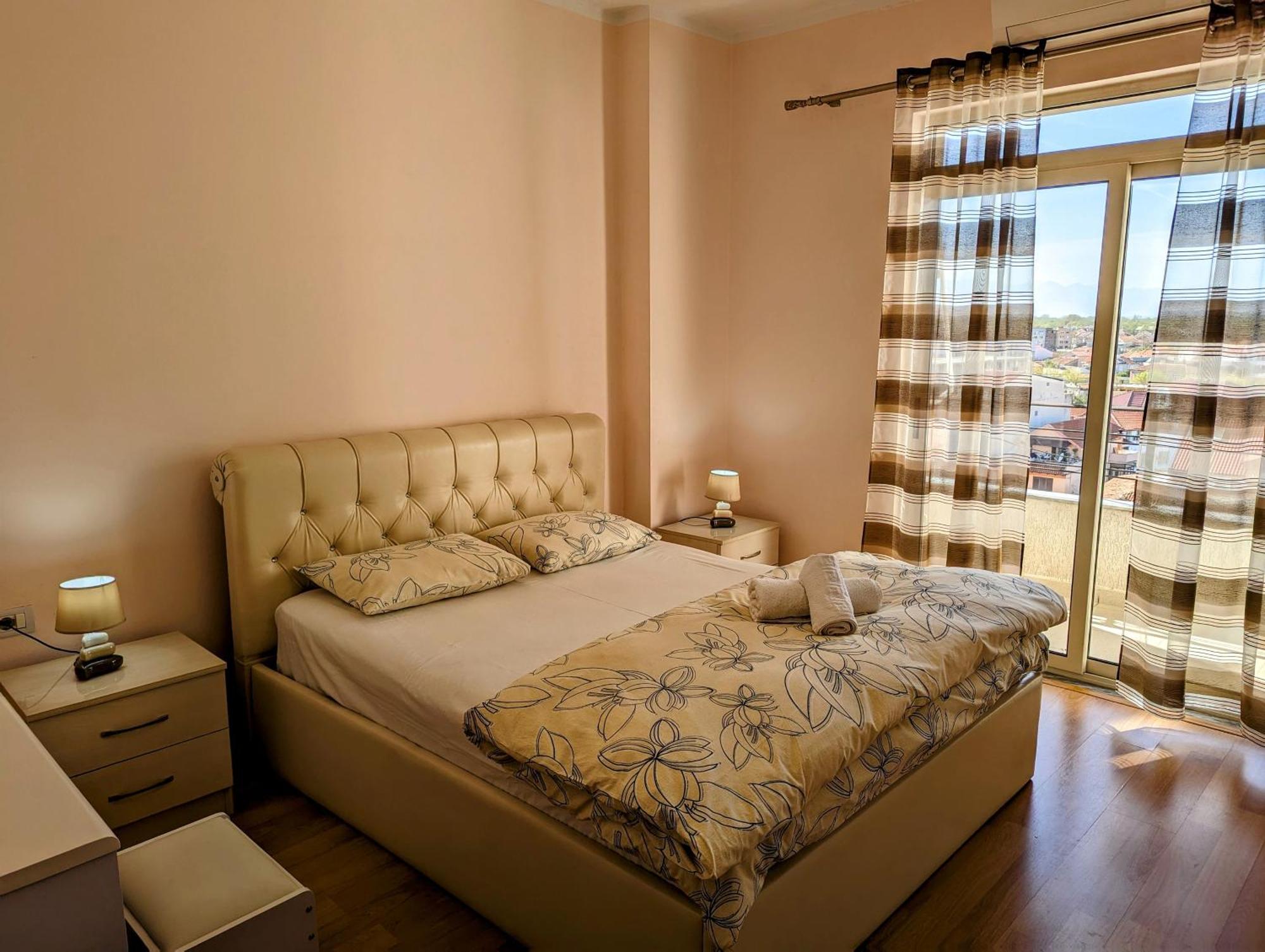 Arbi'S Apartment Shkodër Eksteriør billede